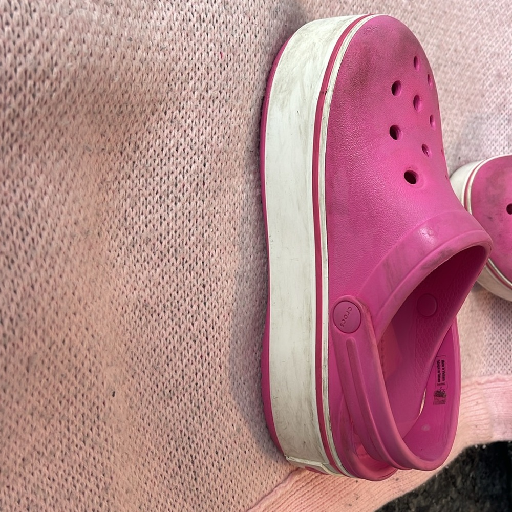 Platform/Hi heel crocs, pink, size 1 girls